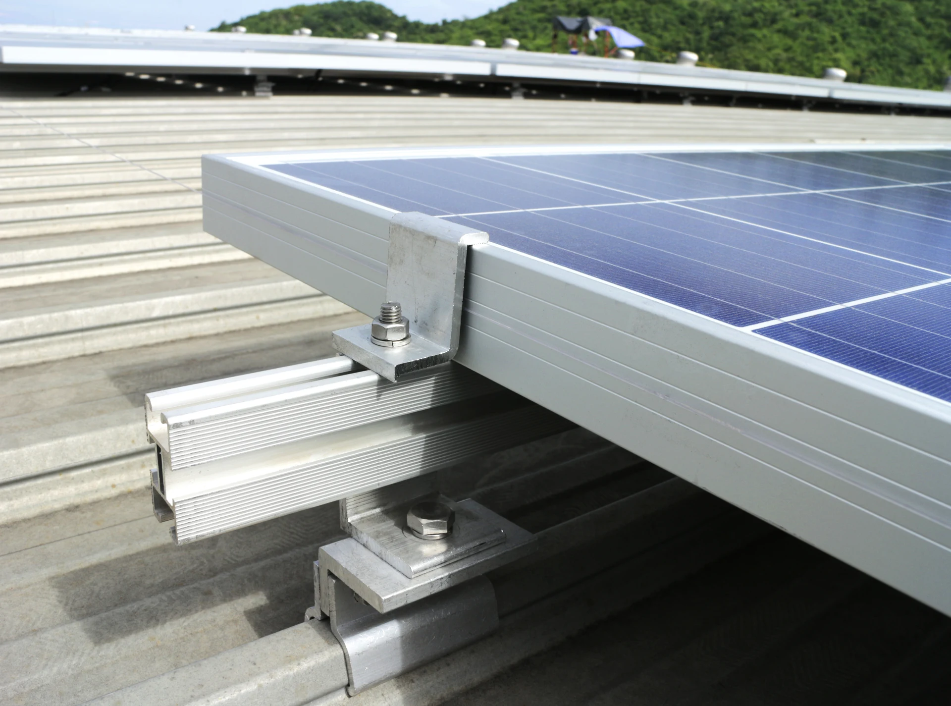 Aluminium mounting rails supporting a solar panel